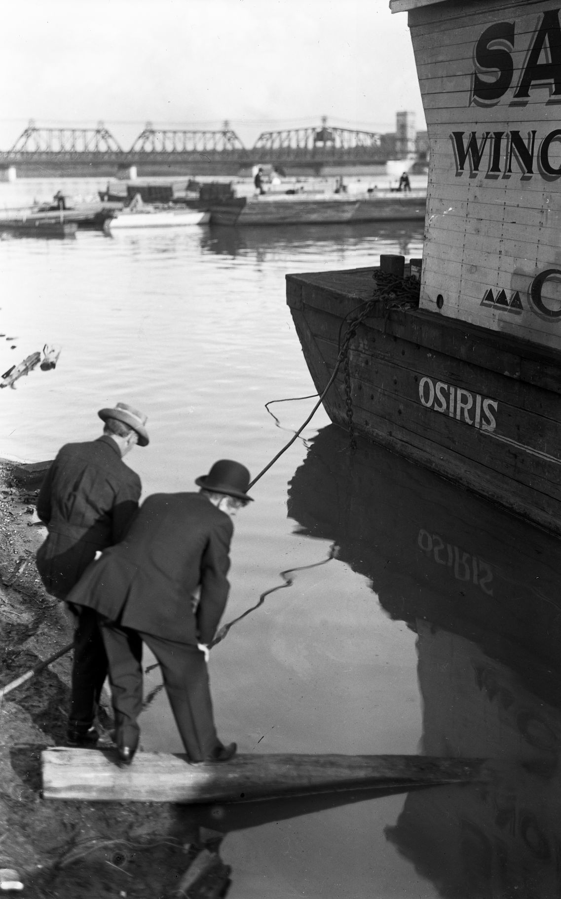 QCT-Glass-Negative-Collection-043